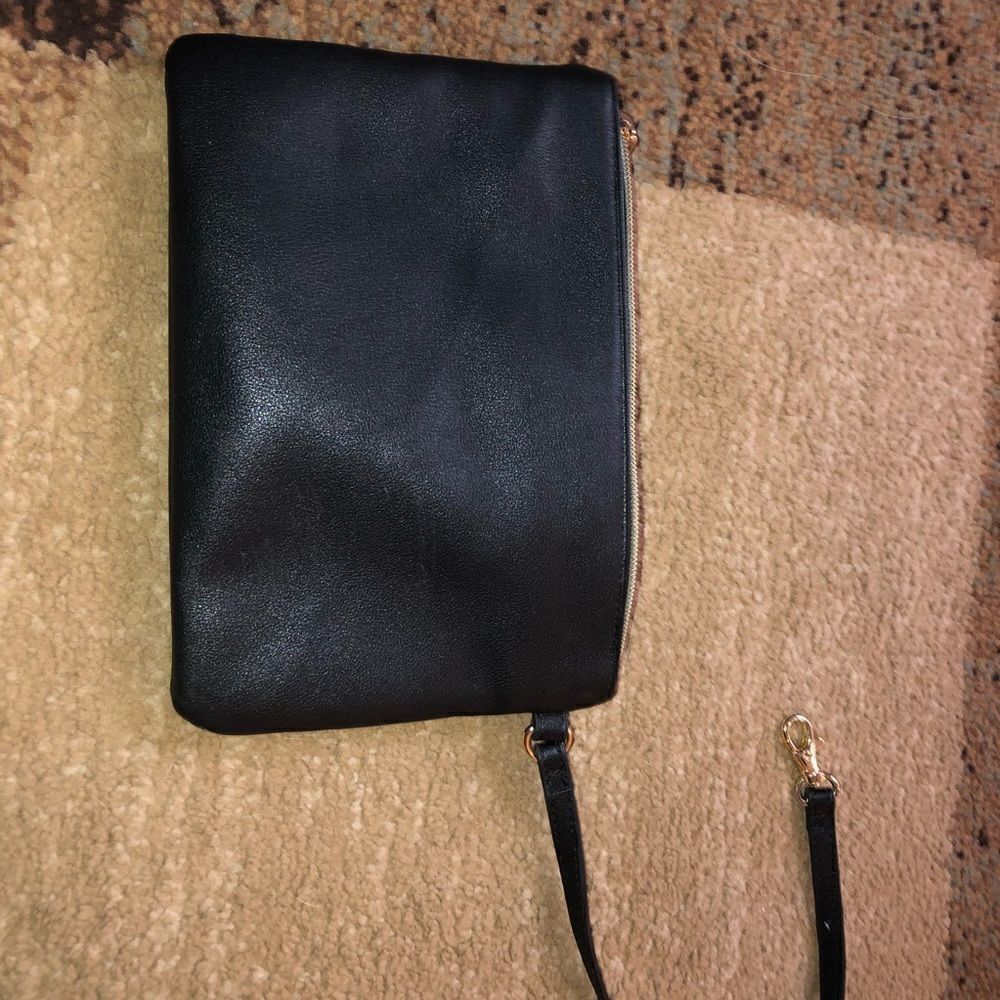 Black rivet coin purse